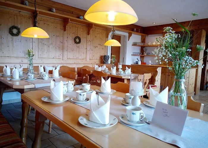 Hotel Helgas 3*